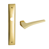 1630R Astrid deurkruk op schild PC92 rechtswijzend, messing gepolijst