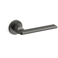 1751R Grint deurkruk op rozet rechtswijzend, grafiet gegraveerd