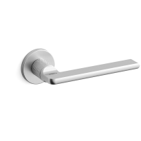 1751R Grint deurkruk op rozet rechtswijzend, satinchrome gegraveerd